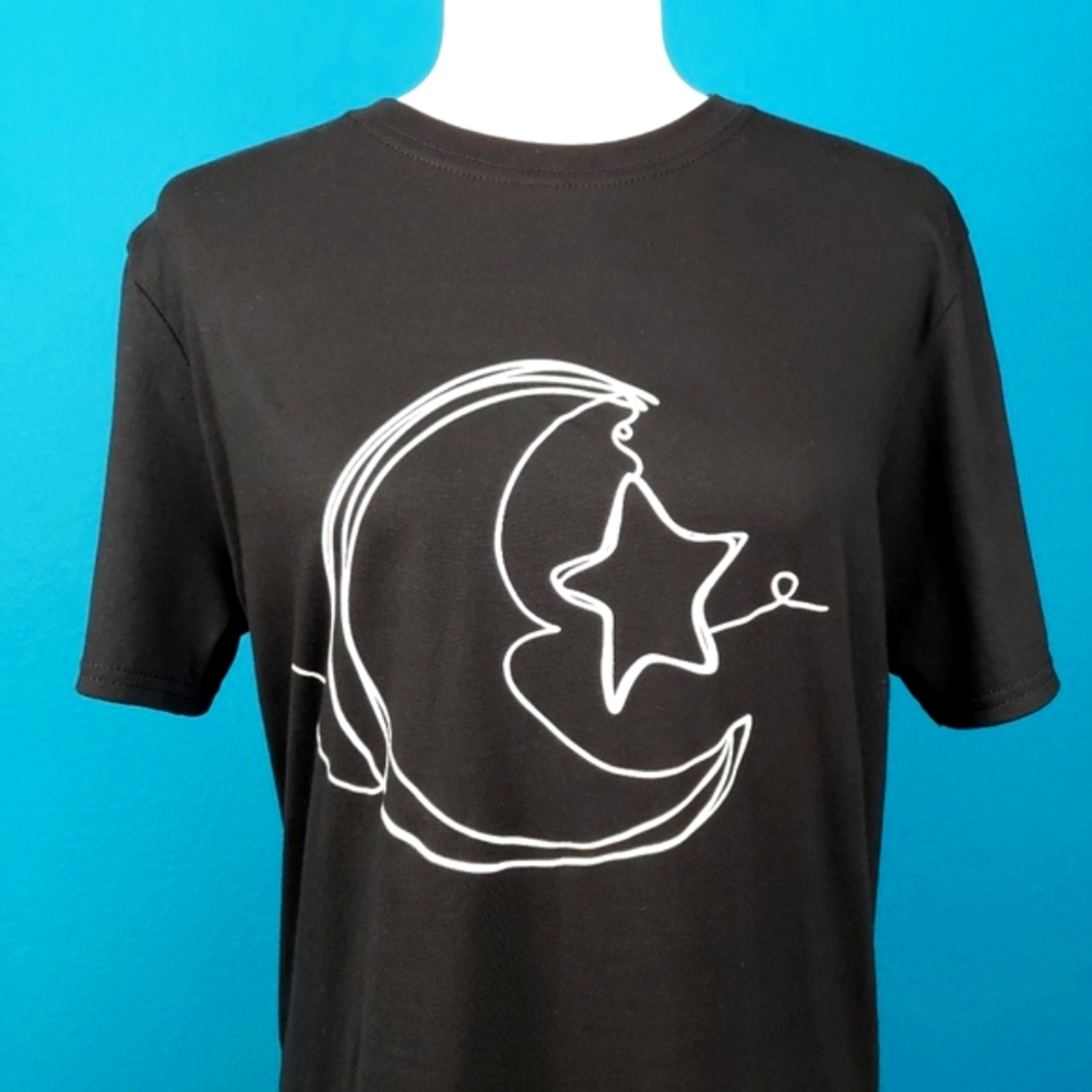 🆕️🌠🌜 NASTY GAL Moon and Star Mod Graphic T-Shirt // (NWT)